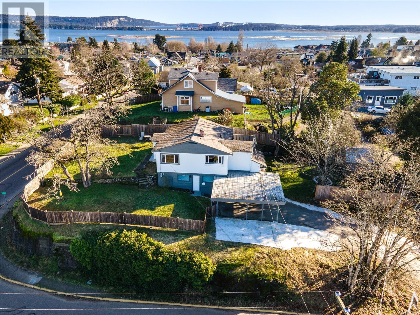 601 Milton St, Nanaimo, British Columbia V9T 1M3 (22751726) House for