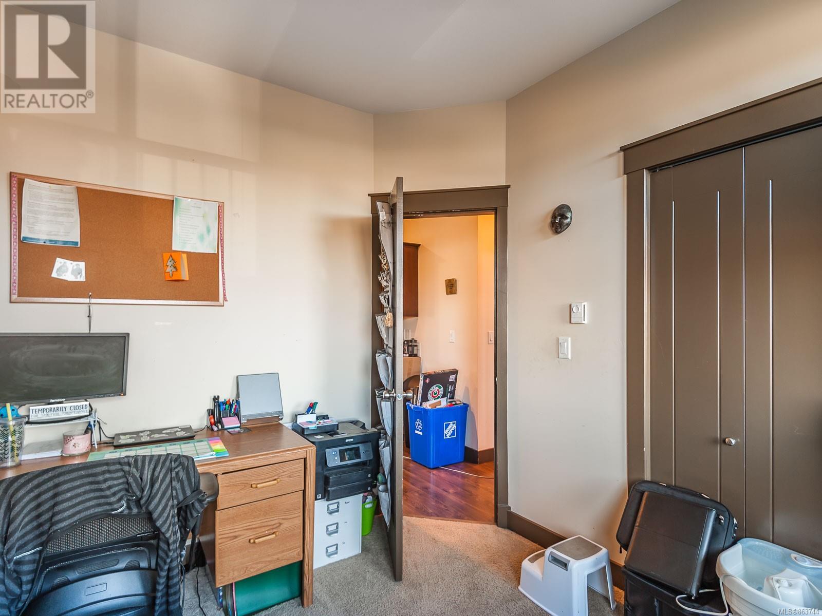 1401 Cassell Pl, Nanaimo, British Columbia V9R 0C9 (22753995) House