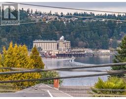 2525 Glenayr Dr, nanaimo, British Columbia